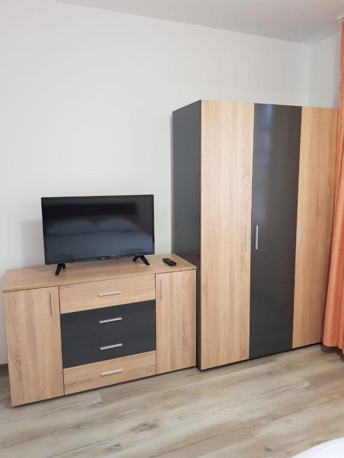 Ana Apartament รึมนิคูวัลเจีย ภายนอก รูปภาพ